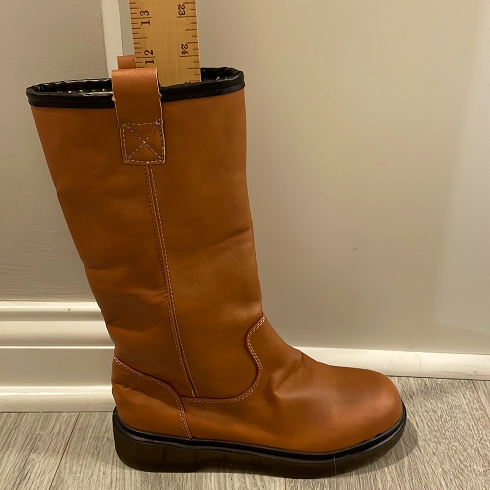 No brand “kicker” style women boots